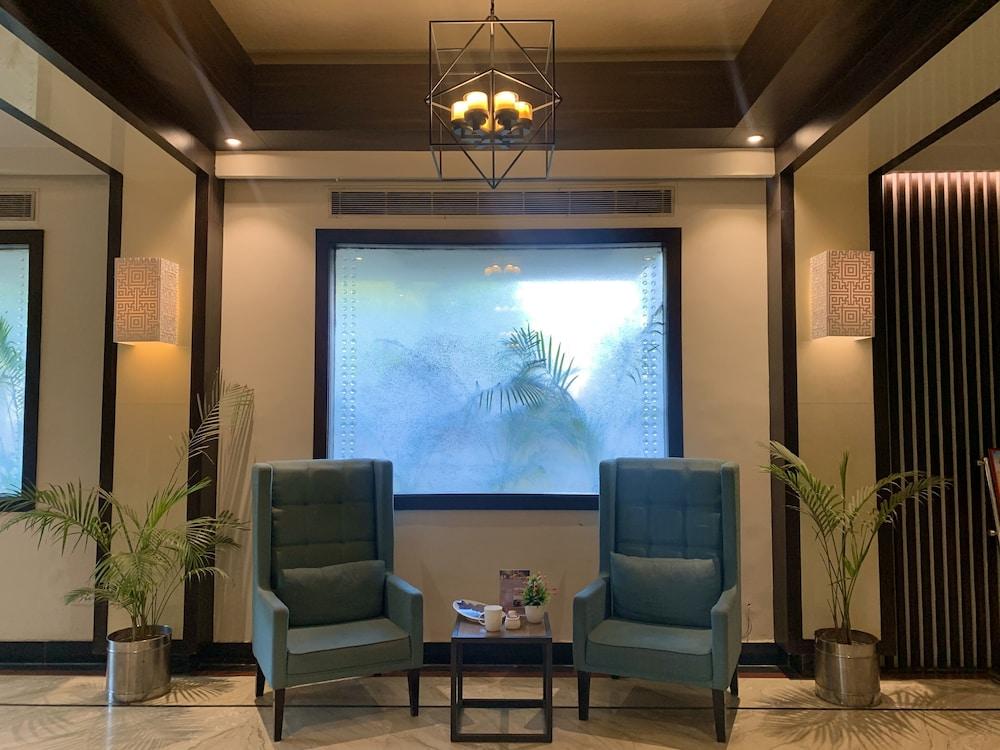 Royale Sarovar Portico Agra Агра Экстерьер фото