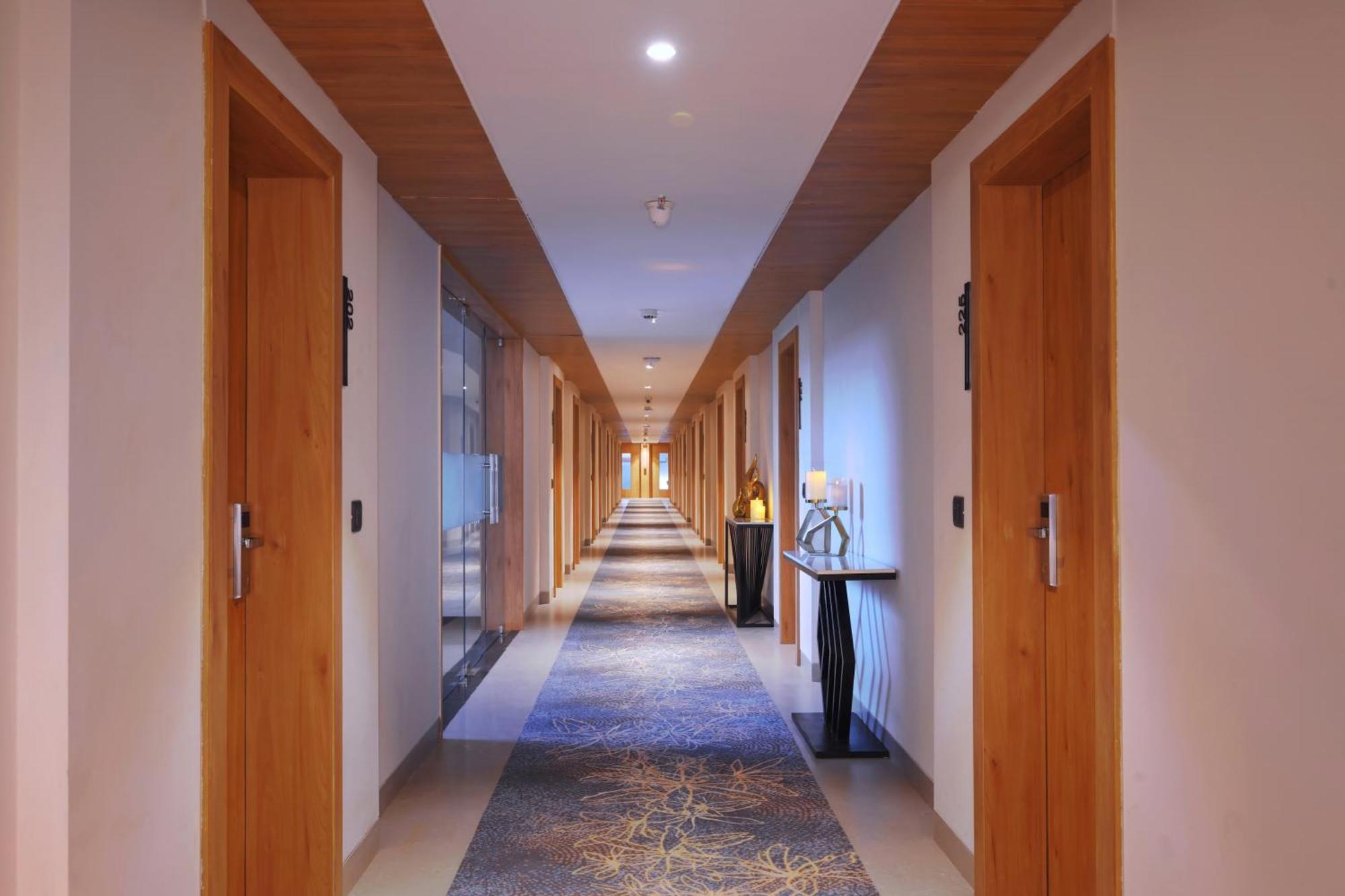 Royale Sarovar Portico Agra Агра Экстерьер фото
