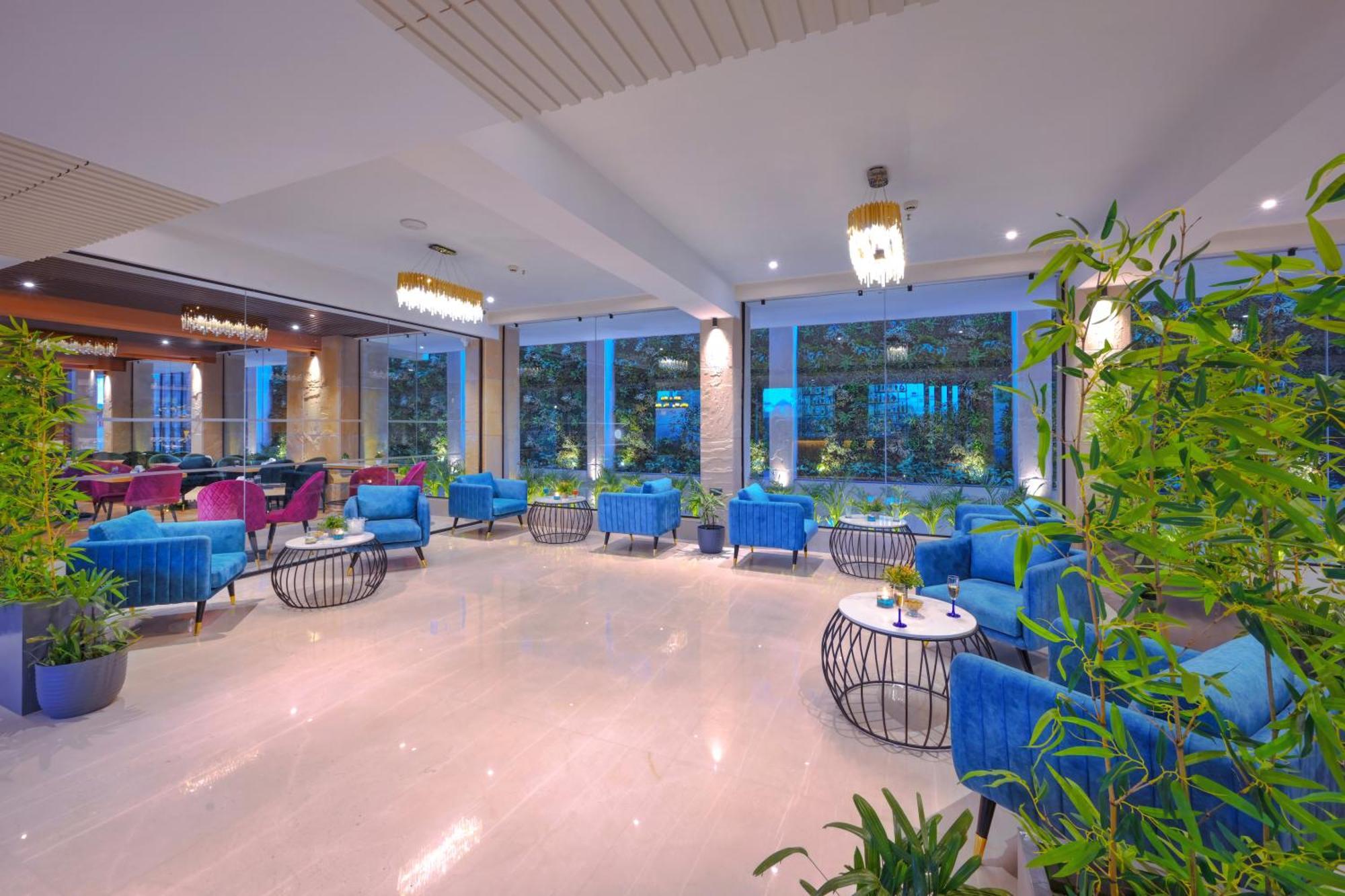 Royale Sarovar Portico Agra Агра Экстерьер фото